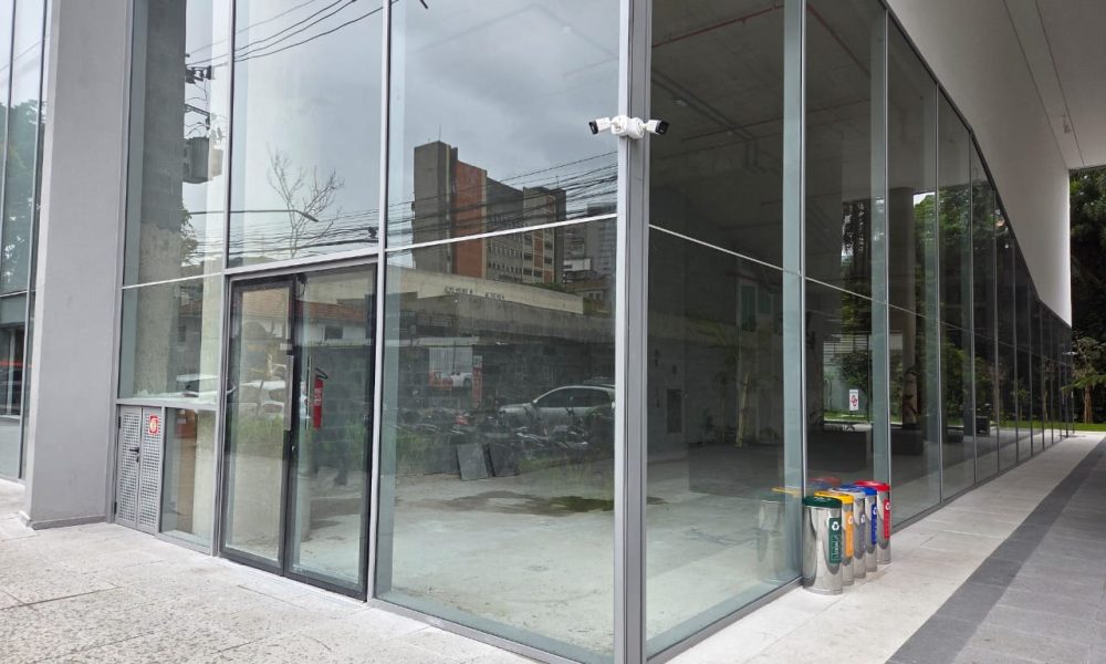 01_fachada_esquina-1