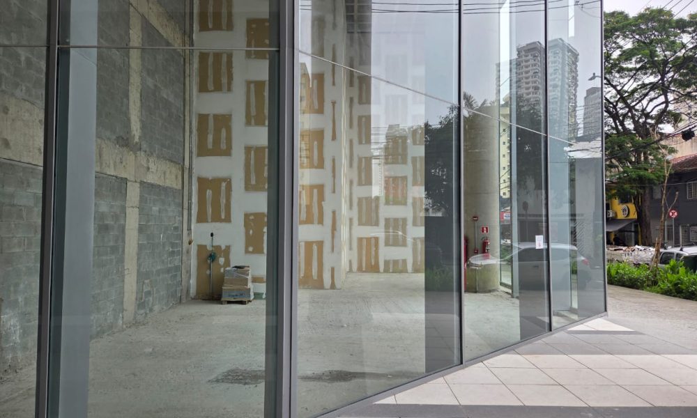 03_vitrine_esquina